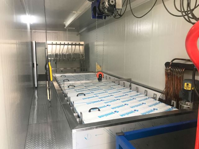 MACHINES À GLACE EN BLOCS DE 5000 KG/JOUR TYPE CONTENEURISÉES