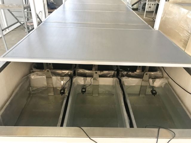 CLEAR ICE MACHINE