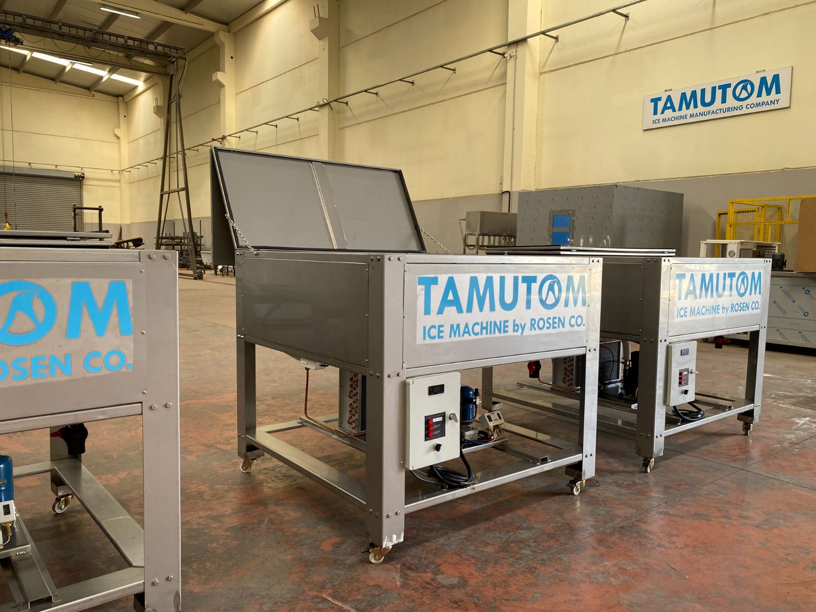 ŞEFFAF BUZ MAKİNESİ