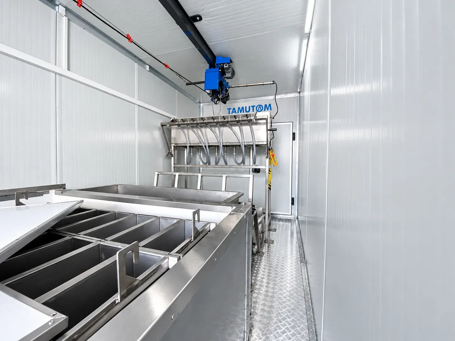 Containerized Cold Room type 4.000 Kg/Day Block Ice Machine - Tamutom BIM4TCOS